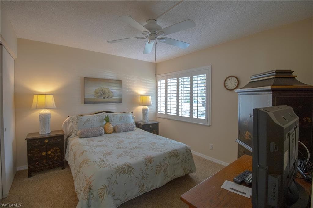 1085 Forest Lakes Dr 8108, Naples, FL 34105-7