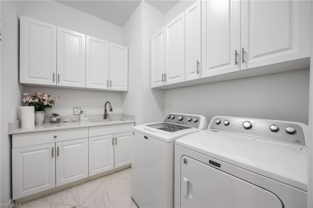 14809 Windward Ln, Naples, FL 34114-29