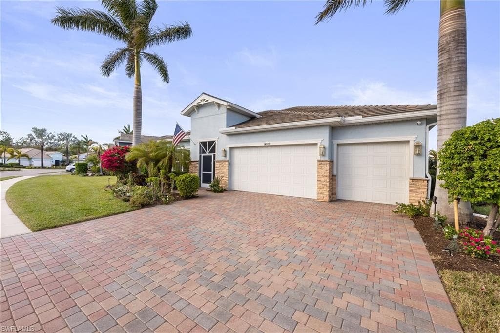 14809 Windward Ln, Naples, FL 34114-3