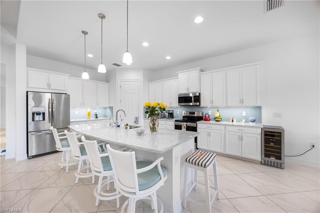 14809 Windward Ln, Naples, FL 34114-5