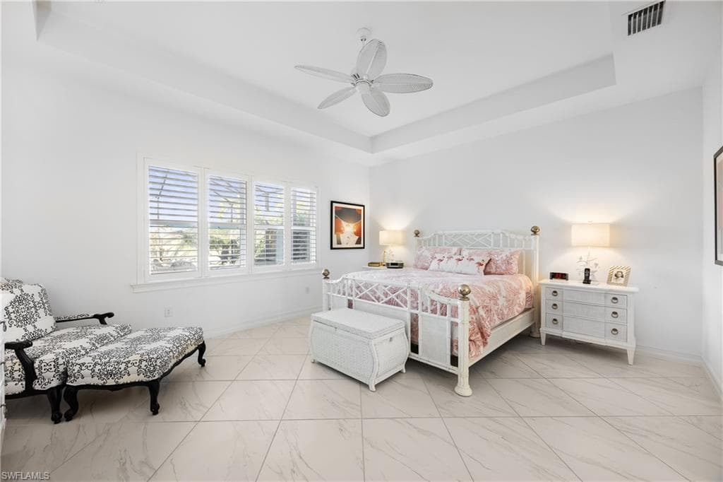 14809 Windward Ln, Naples, FL 34114-7