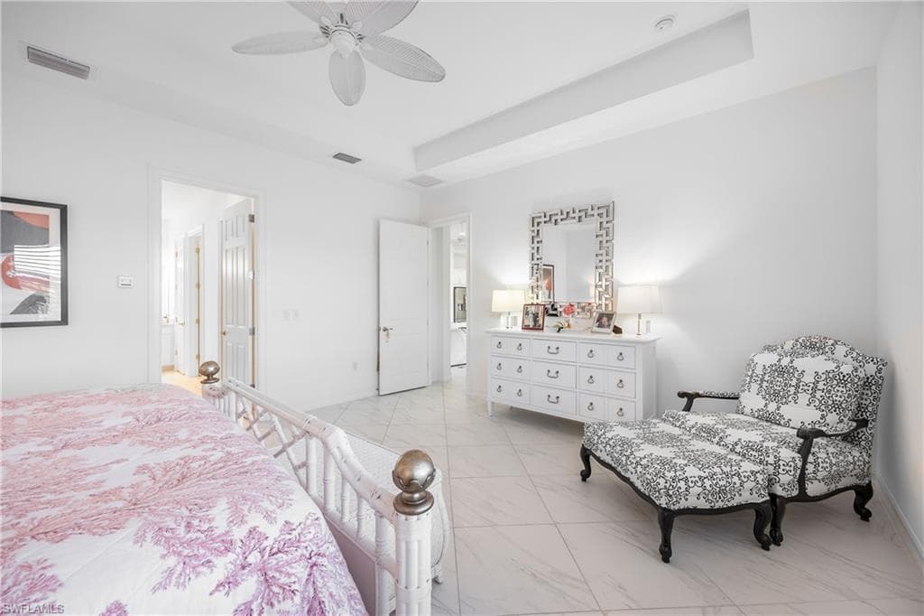 14809 Windward Ln, Naples, FL 34114-8