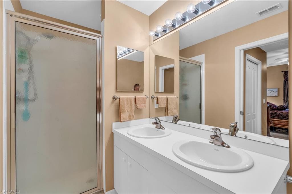 2730 Cypress Trace Cir 2812, Naples, FL 34119-21