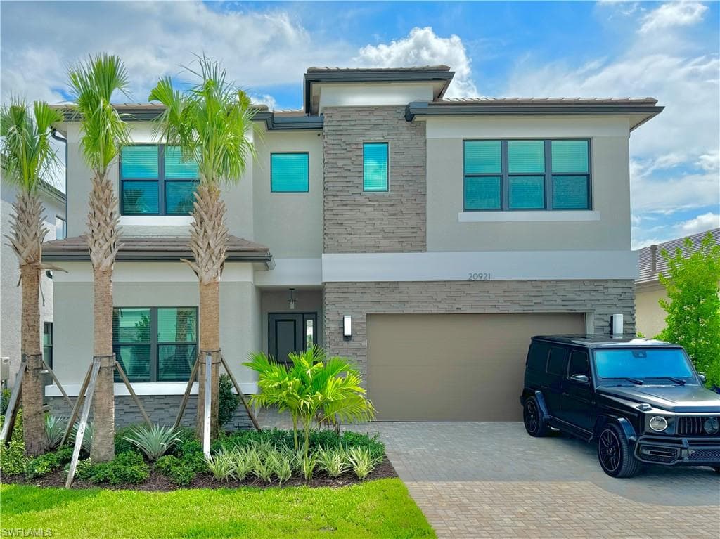20921 Thistle Leaf Ln, Estero, FL 33928-2
