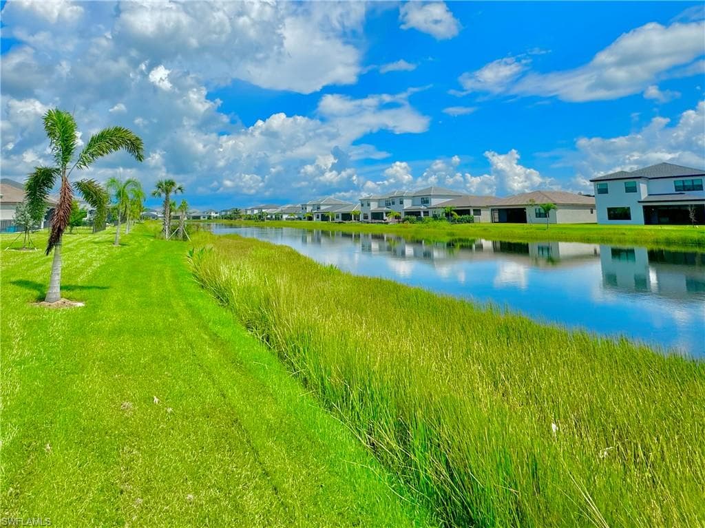 20921 Thistle Leaf Ln, Estero, FL 33928-5