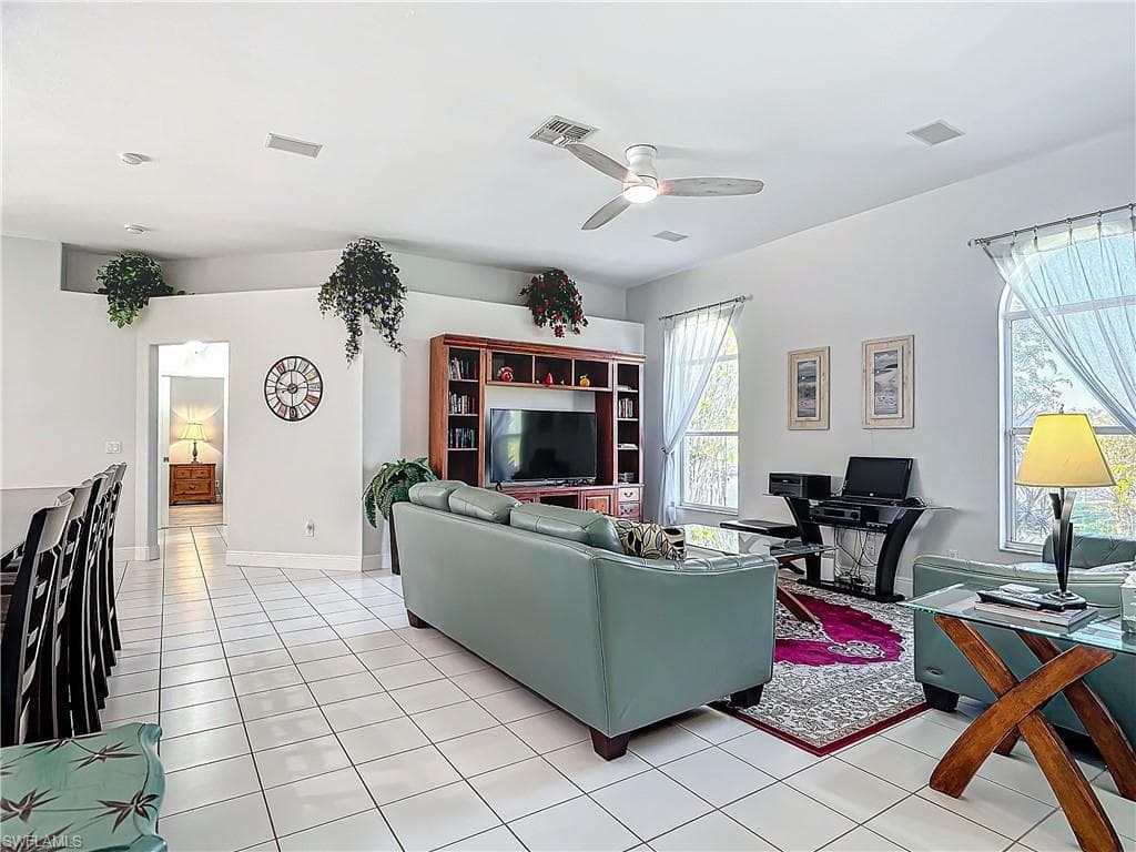 4716 22nd Pl, Cape Coral, FL 33914-12