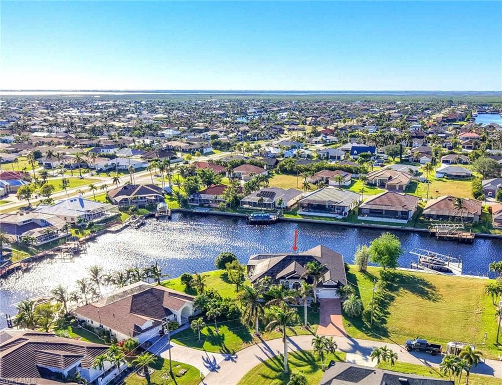 4716 22nd Pl, Cape Coral, FL 33914-3