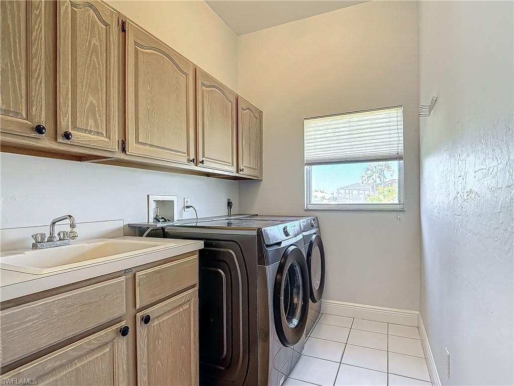 4716 22nd Pl, Cape Coral, FL 33914-41