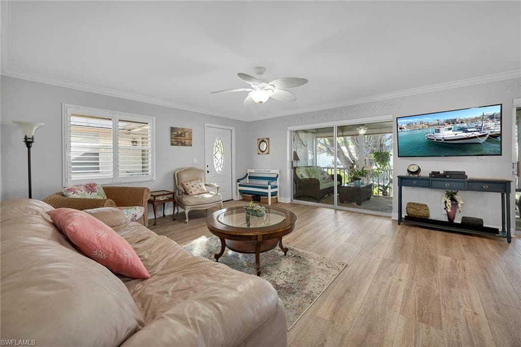 1549 Sandpiper St 80, Naples, FL 34102-4
