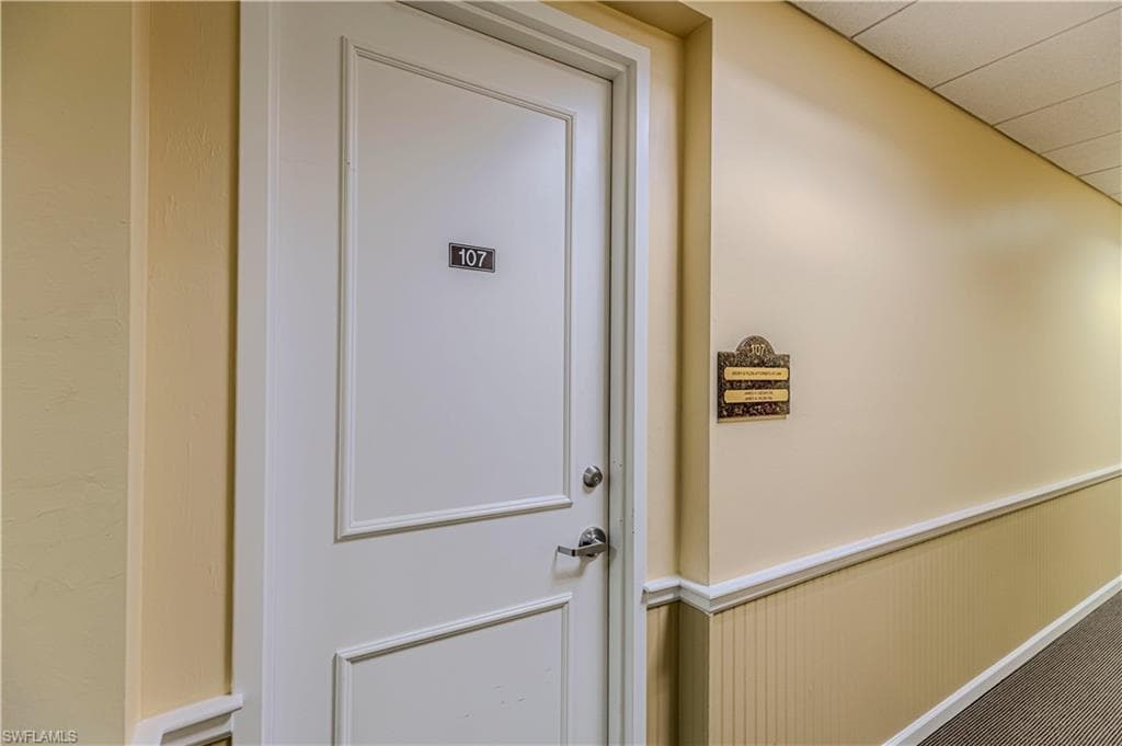 3960 Radio Rd 107, Naples, FL 34104-18