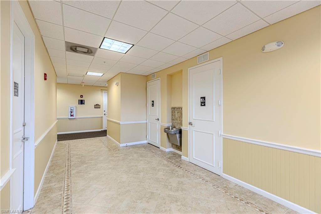 3960 Radio Rd 107, Naples, FL 34104-20