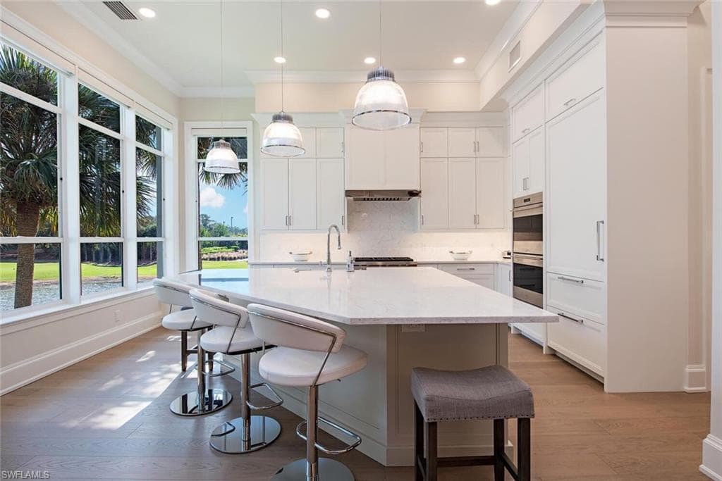 15528 Monterosso Ln 202, Naples, FL 34110-4