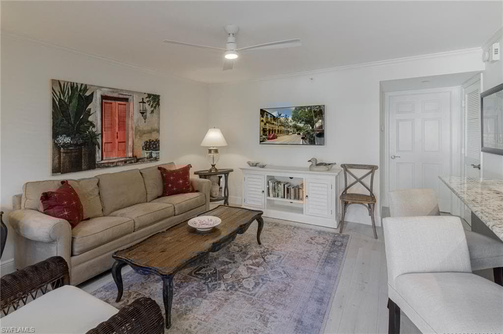 480 5th St S 105, Naples, FL 34102-7