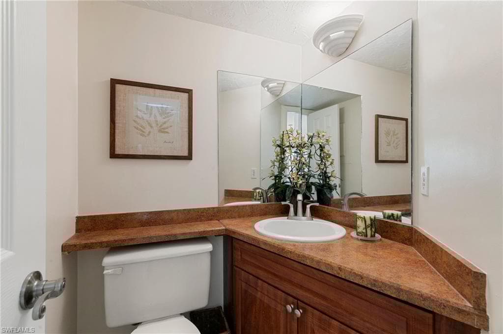 1121 Collier Blvd F 101, Marco Island, FL 34145-32