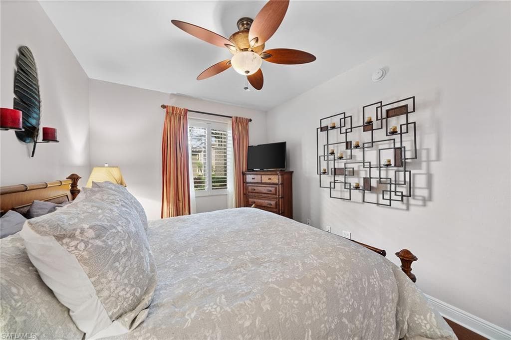 1015 Sandpiper St D105, Naples, FL 34102-26