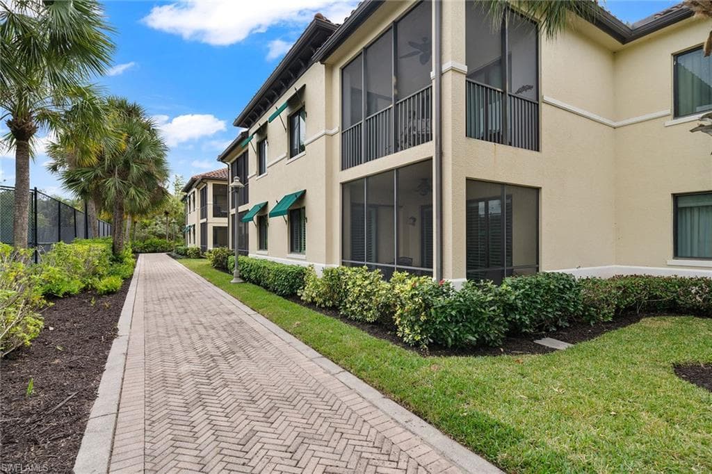 1015 Sandpiper St D105, Naples, FL 34102-36