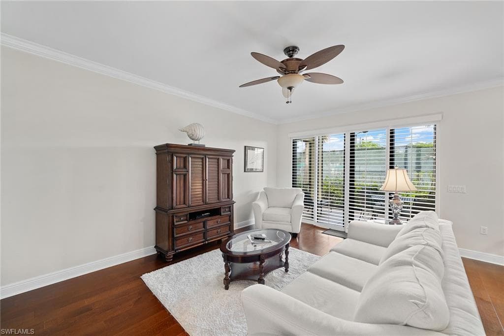 1015 Sandpiper St D105, Naples, FL 34102-4