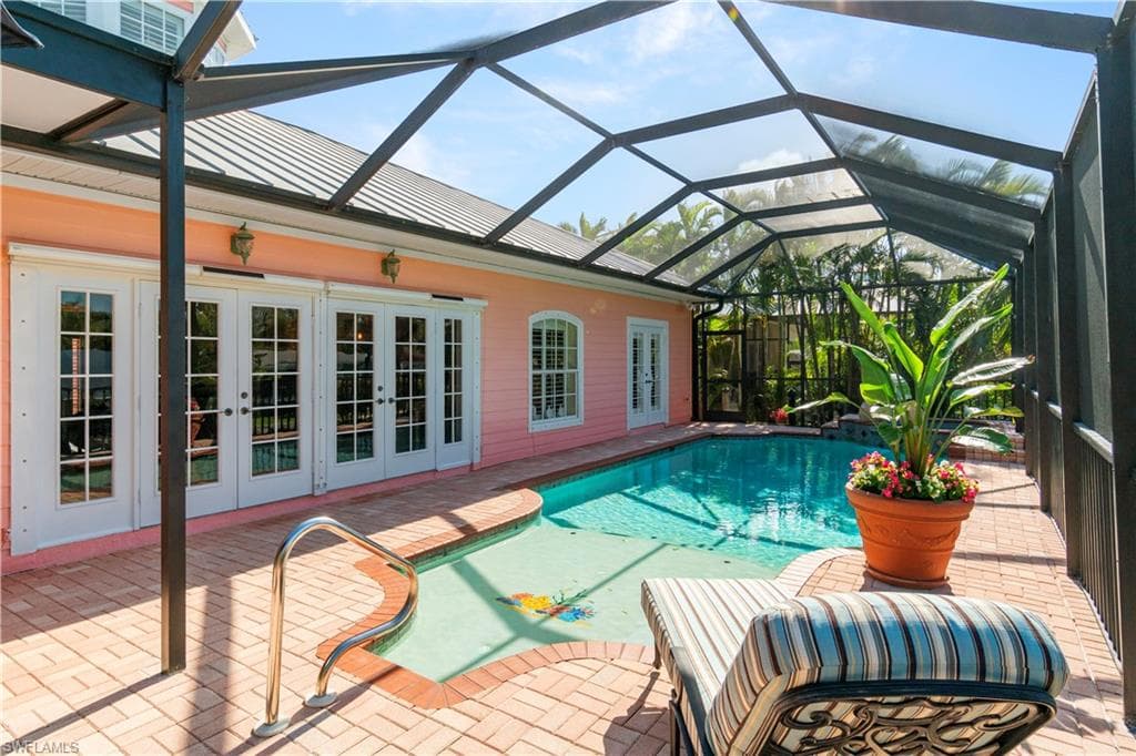 27140 Flamingo Dr, Bonita Springs, FL 34135-32