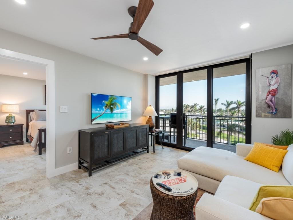 180 Seaview Ct 504, Marco Island, FL 34145-9