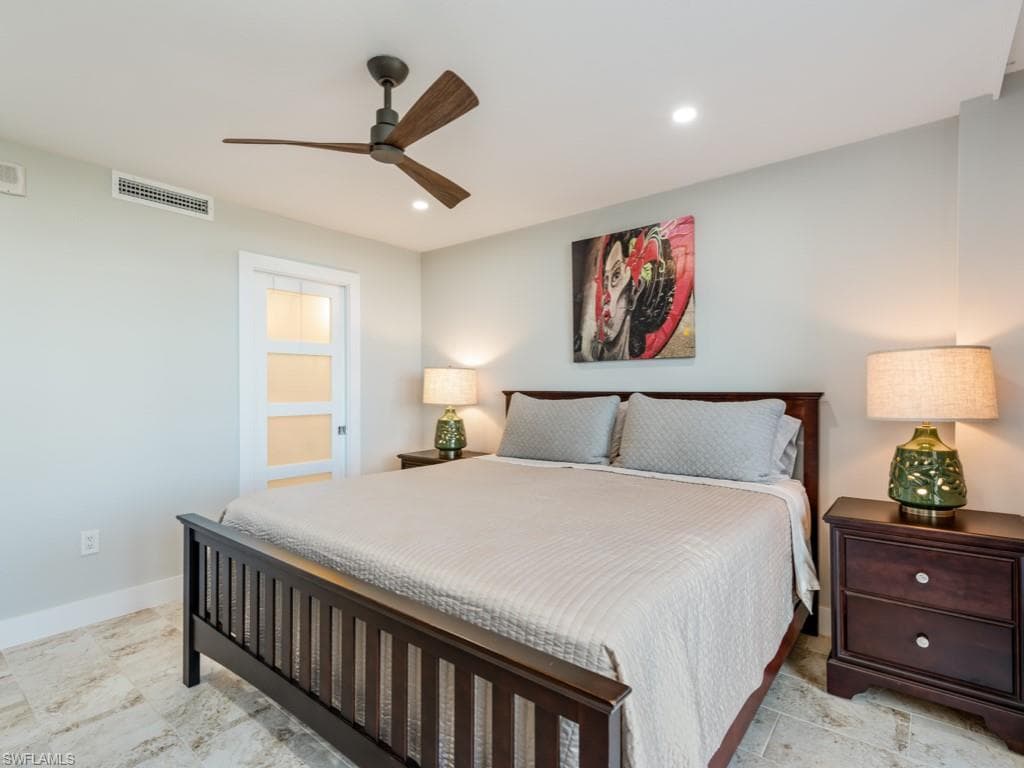 180 Seaview Ct 504, Marco Island, FL 34145-14