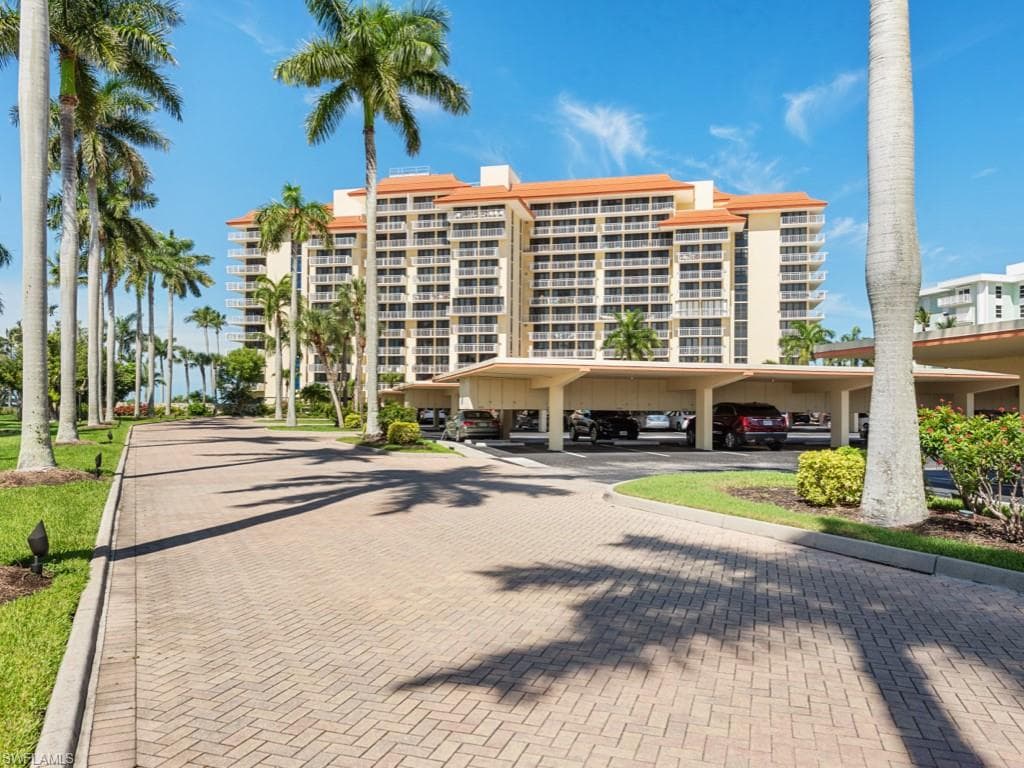 180 Seaview Ct 504, Marco Island, FL 34145-19