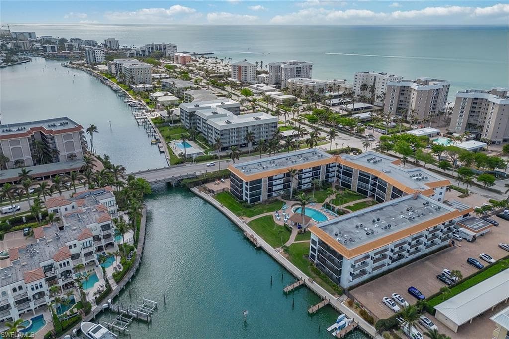 2900 Gulf Shore Blvd N 310, Naples, FL 34103-20