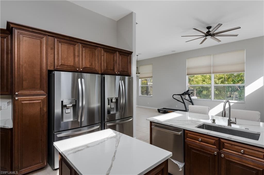 510 13th St NW, Naples, FL 34120-9