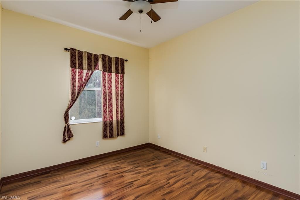 510 13th St NW, Naples, FL 34120-22