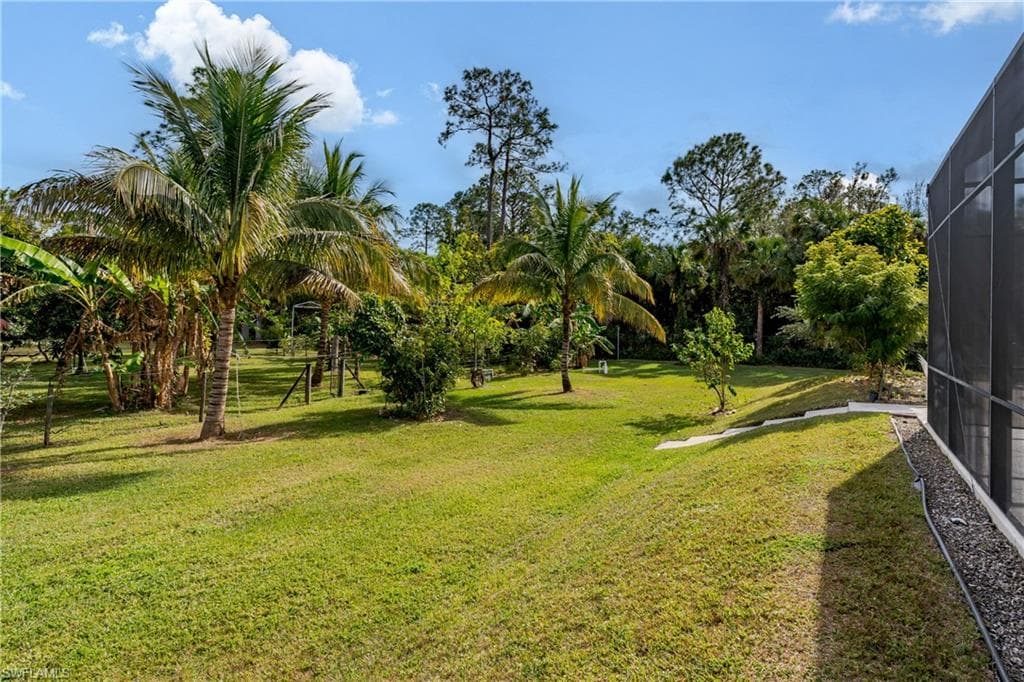 510 13th St NW, Naples, FL 34120-42