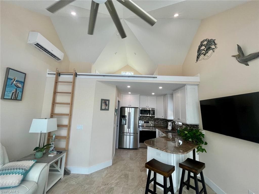 4601 Southern Breeze Dr, Naples, FL 34114-14