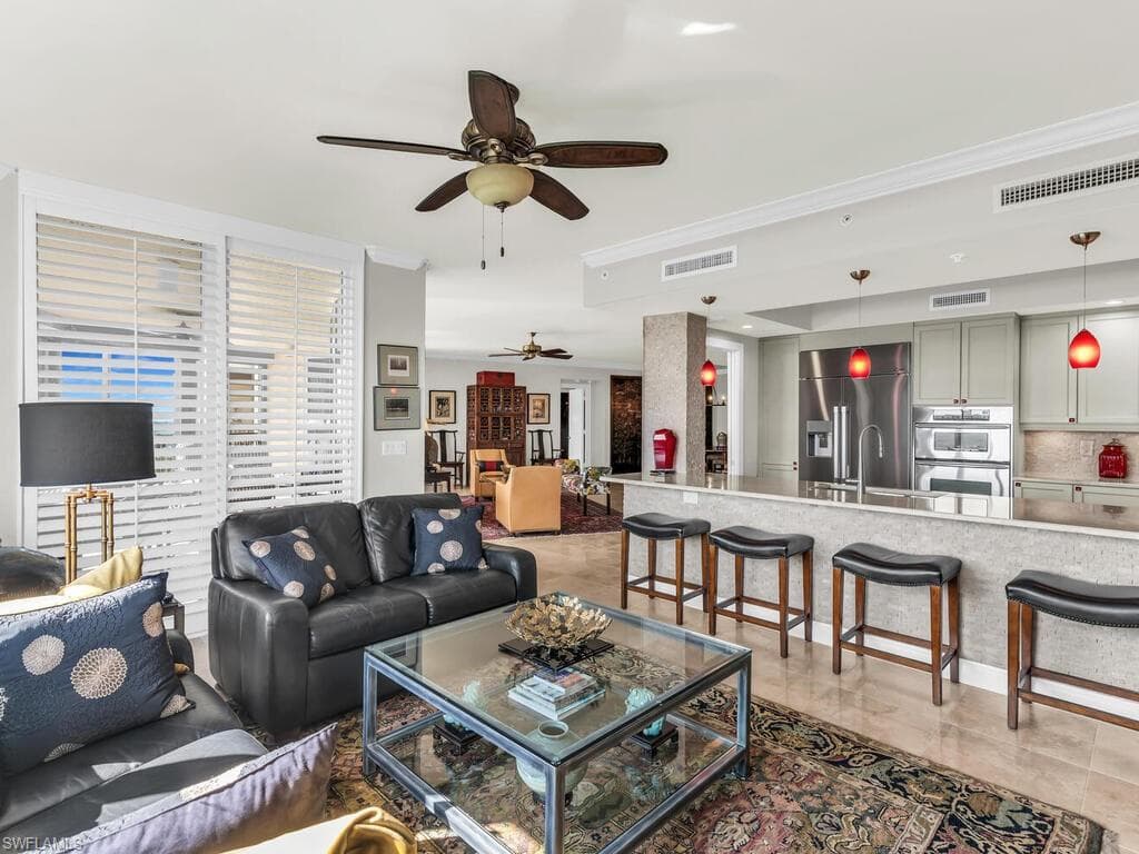 1050 Borghese Ln 1404, Naples, FL 34114-17