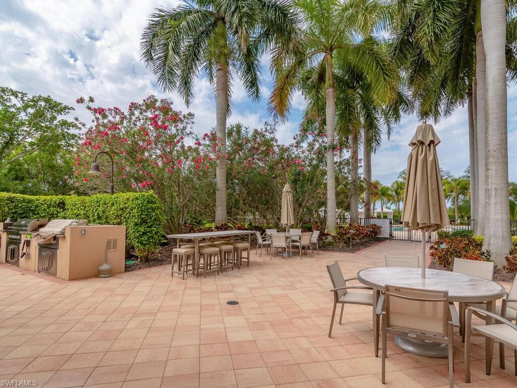 1050 Borghese Ln 1404, Naples, FL 34114-34