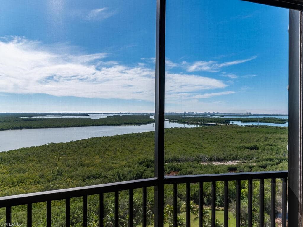 1050 Borghese Ln 1404, Naples, FL 34114-3
