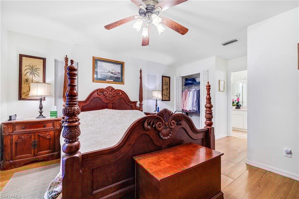 711 12th St NE, Naples, FL 34120-14