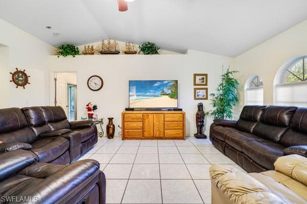 711 12th St NE, Naples, FL 34120-5