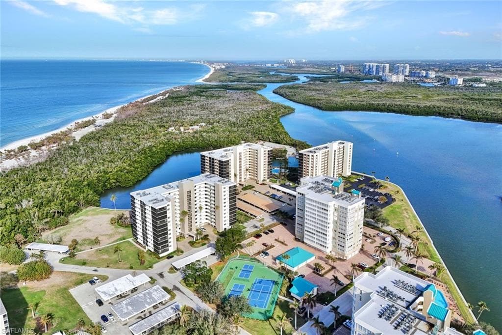 11 Bluebill Ave 1105, Naples, FL 34108-27