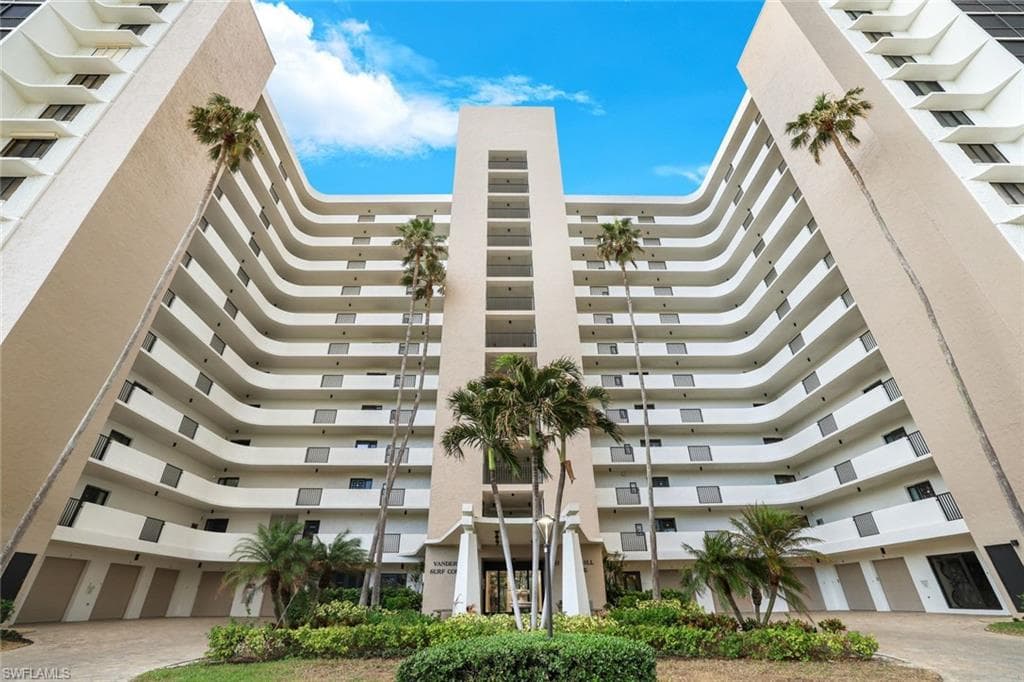 11 Bluebill Ave 1105, Naples, FL 34108-4