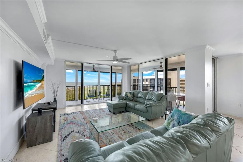 11 Bluebill Ave 1105, Naples, FL 34108-7