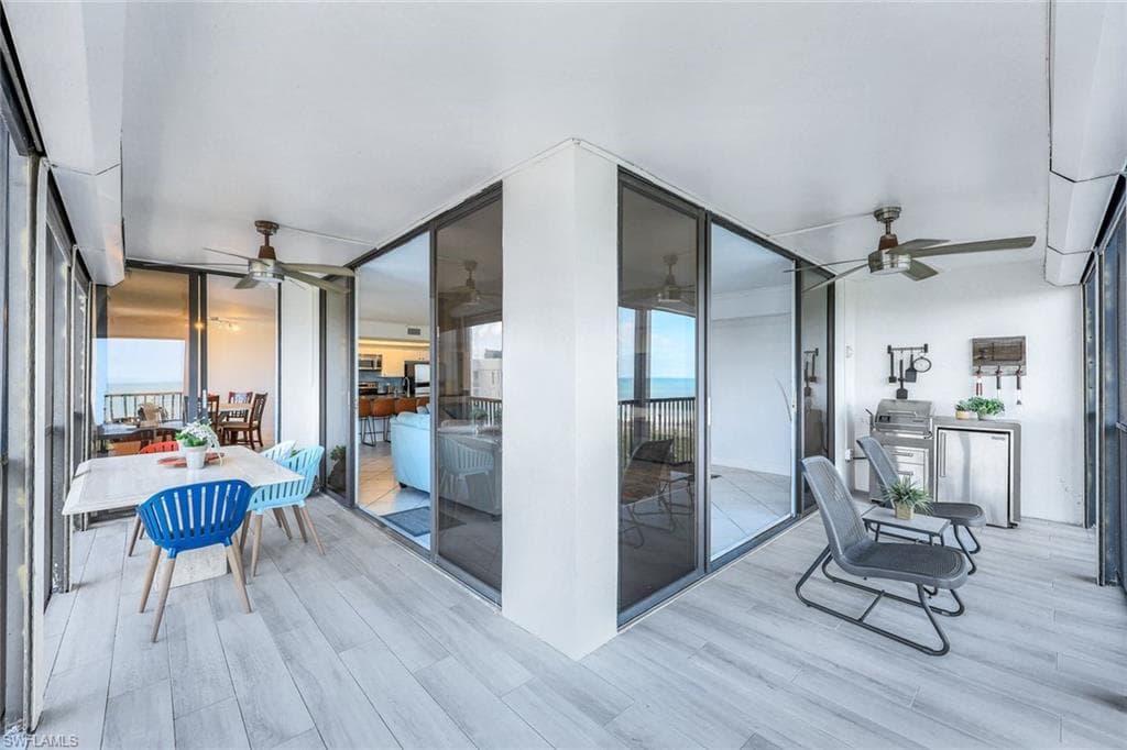 11 Bluebill Ave 1105, Naples, FL 34108-8