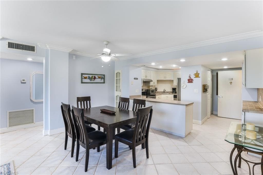 3 Bluebill Ave 509, Naples, FL 34108-11