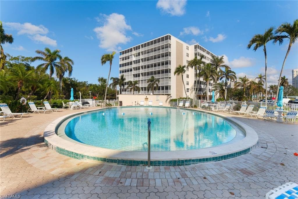 3 Bluebill Ave 509, Naples, FL 34108-22