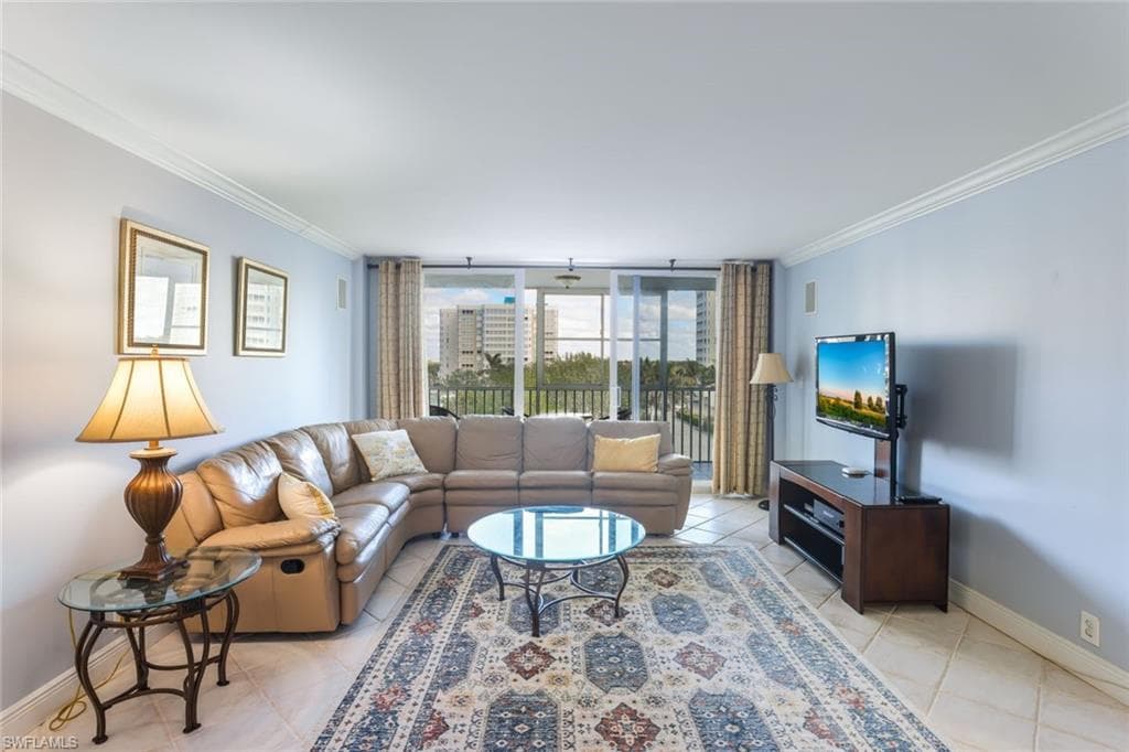 3 Bluebill Ave 509, Naples, FL 34108-6