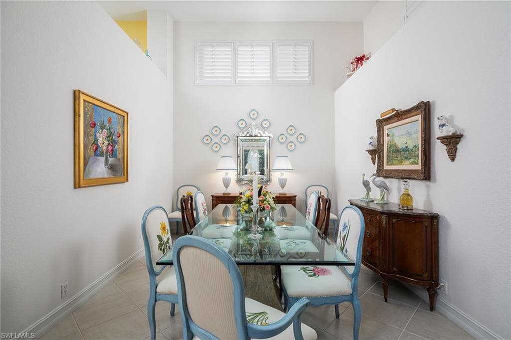 7815 Cocobay Ct 24, Naples, FL 34108-9