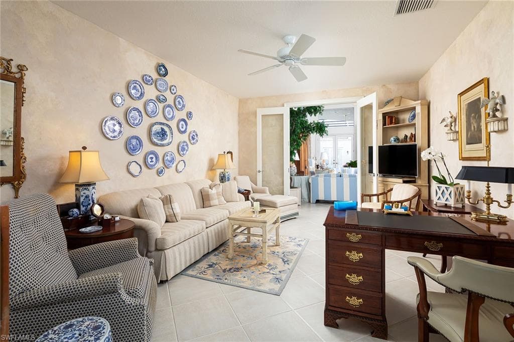 7815 Cocobay Ct 24, Naples, FL 34108-16