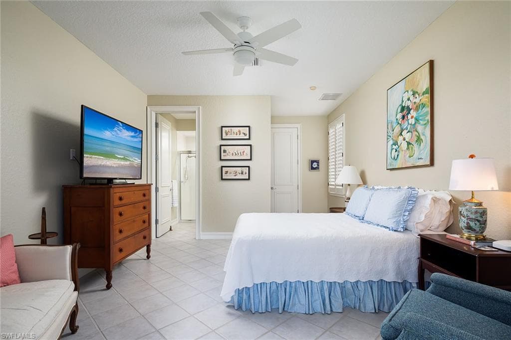 7815 Cocobay Ct 24, Naples, FL 34108-24
