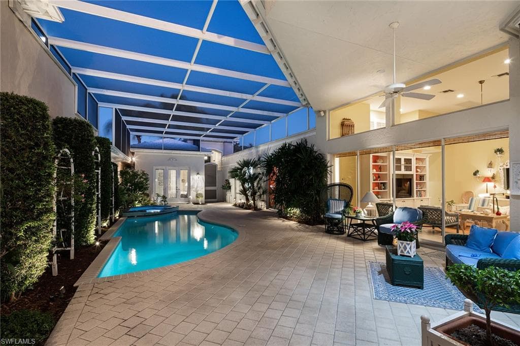7815 Cocobay Ct 24, Naples, FL 34108-4