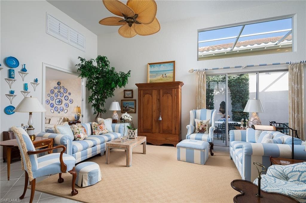 7815 Cocobay Ct 24, Naples, FL 34108-6