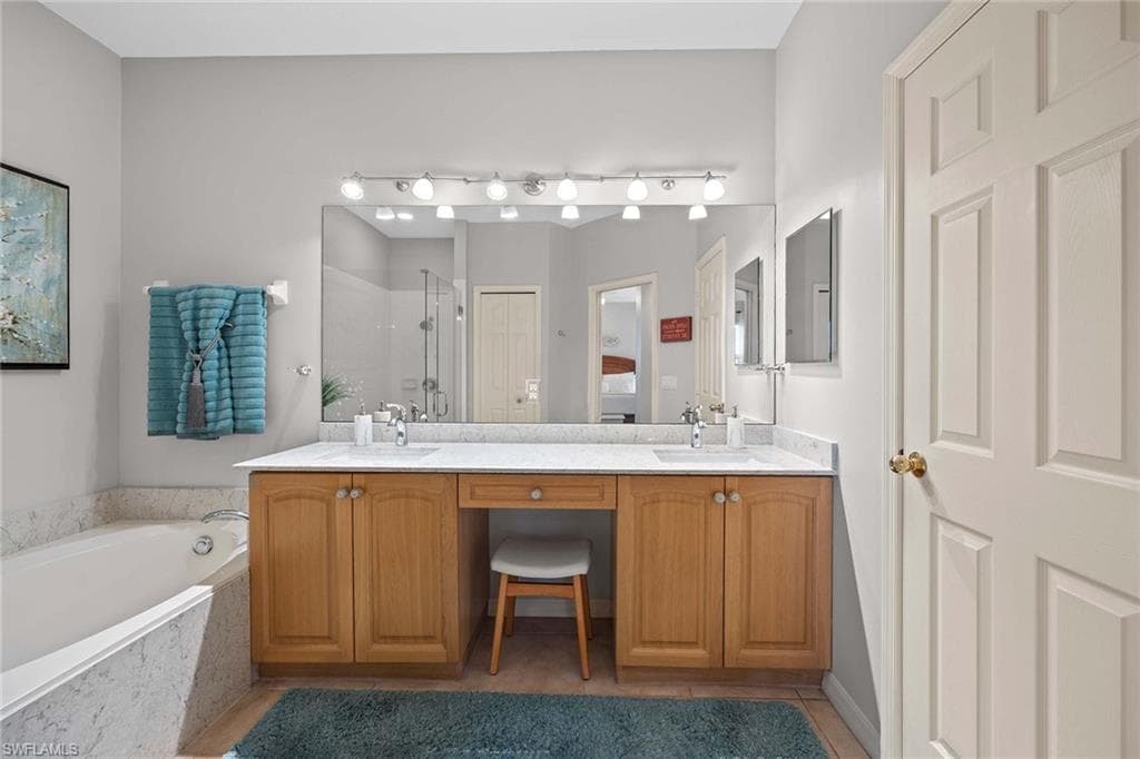 8460 Bent Creek Ct, Naples, FL 34114-20