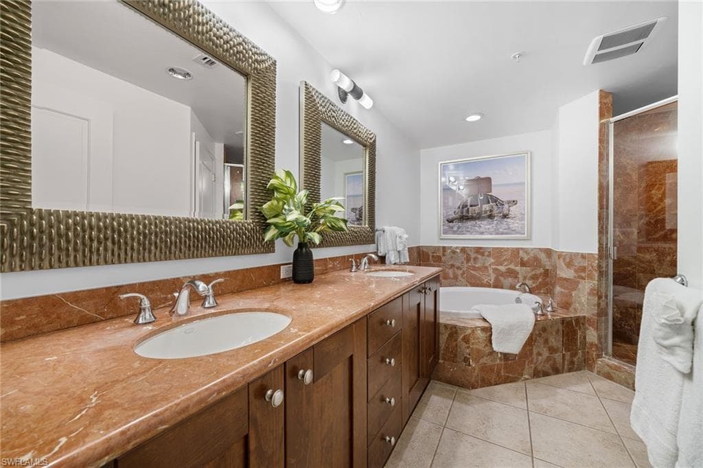 985 Sandpiper St I105, Naples, FL 34102-24