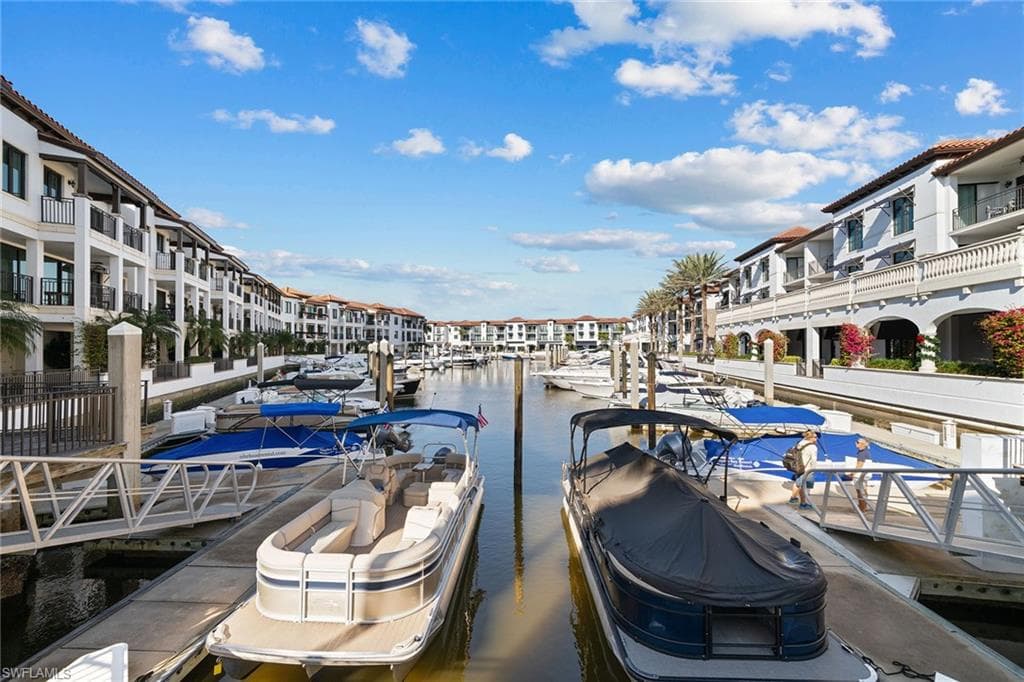 985 Sandpiper St I105, Naples, FL 34102-34